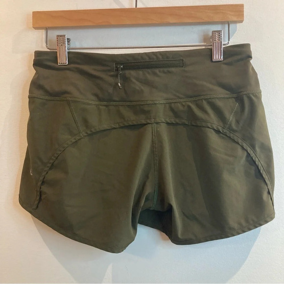 LULULEMON Sz 4 Speed  Up Shorts 2.5” Inseam Dark Olive Back Card Pocket Shorts - Picture 5 of 9